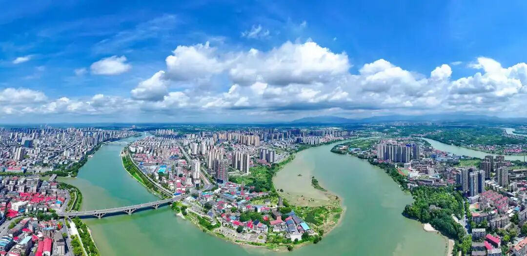 小城区敢闯大场面:糖酒嘉年华背后的北塔气质
