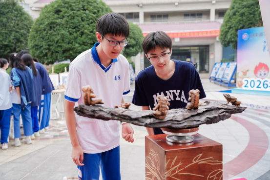 2026年湖南省青少年法治宣传教育周走进三湘校园