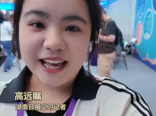 前方“才”报｜C.A.R.技巧通关、MBTI荐岗、线上线下同步面试，上海学子体验湖南引才“一站式”服务