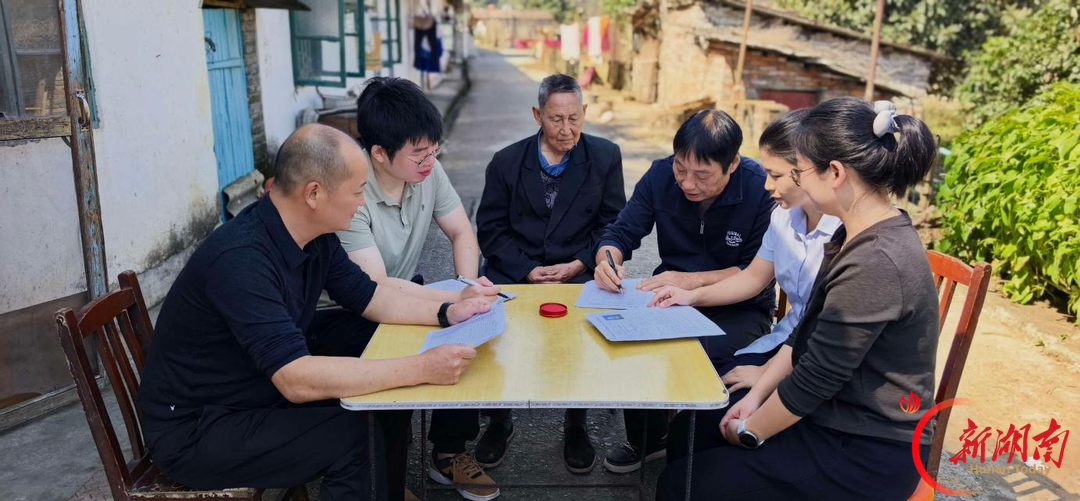 桃江县｜“双节”服务不打烊，桃锰社区打通民生服务 “最后一公里”