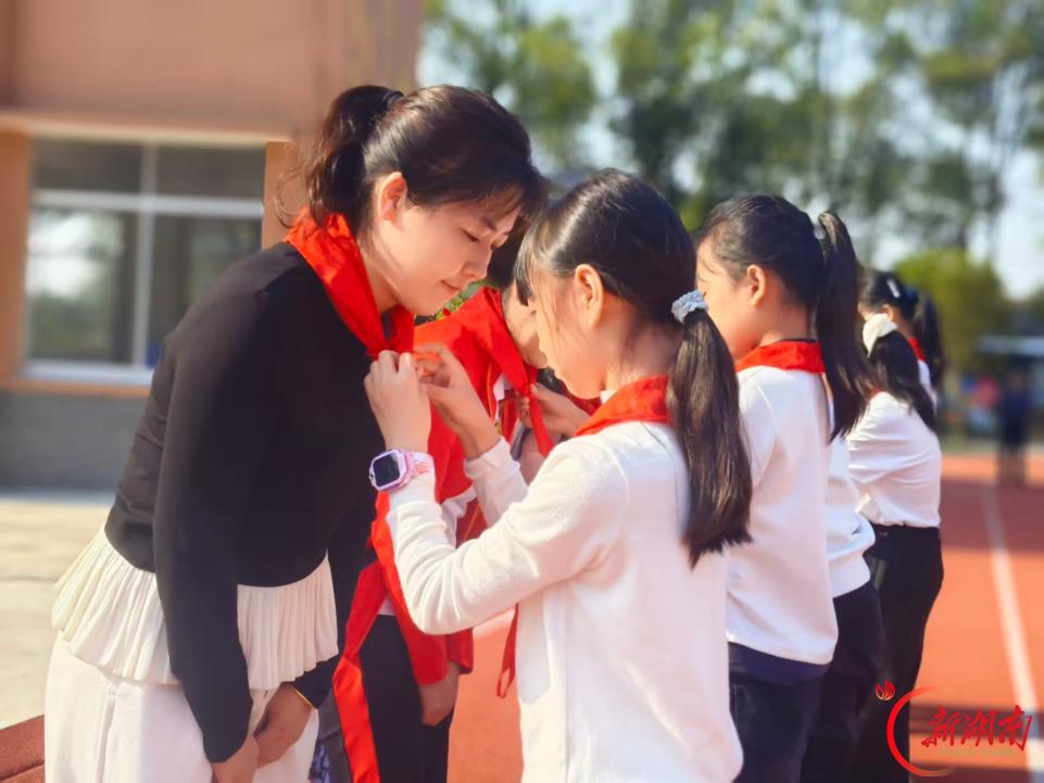 让每颗种子都有绽放的土壤——南县乌嘴乡中心小学“梦想教室”揭牌启用