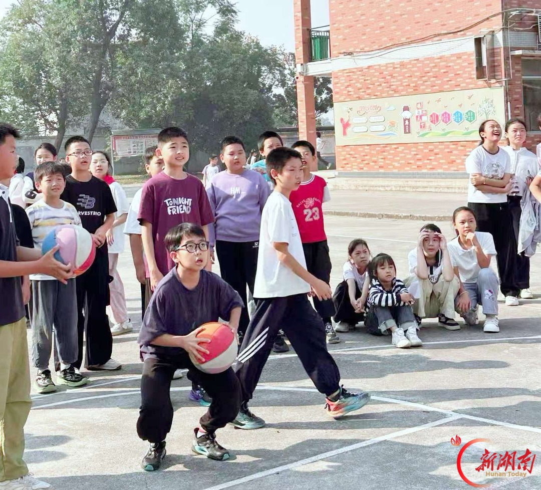 南县浪拔湖镇中心小学:活力金秋燃赛场 快乐运动助成长