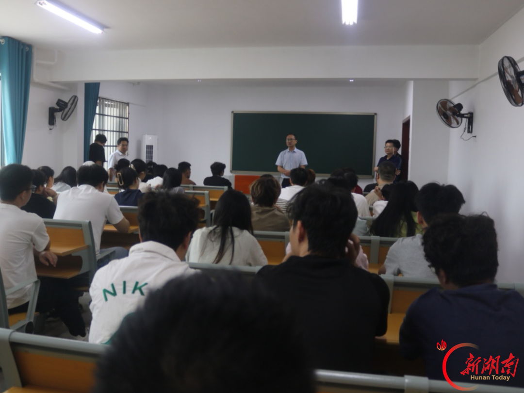 把课堂搬进产业链 湖南人文科技学院打造产教融合“娄底样板”