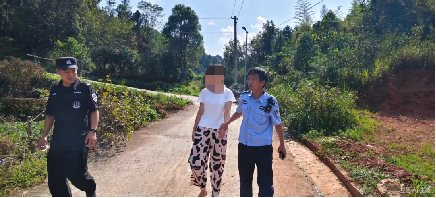 平凡的坚守 温暖的藏蓝