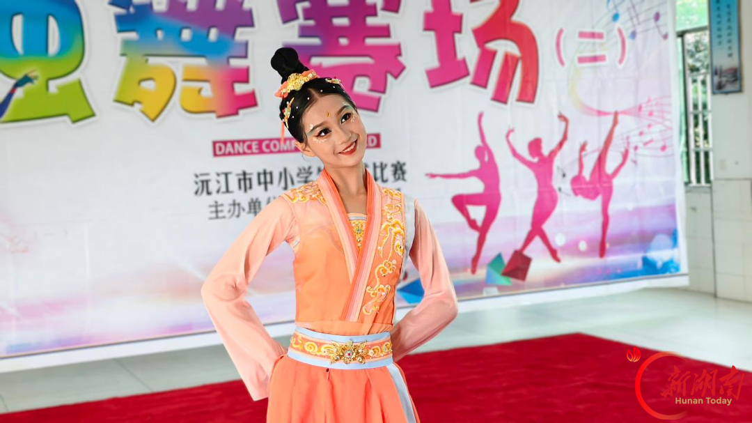 沅江市：艺彩绽芳华 美育润童心