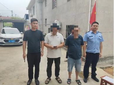平凡的坚守 温暖的藏蓝