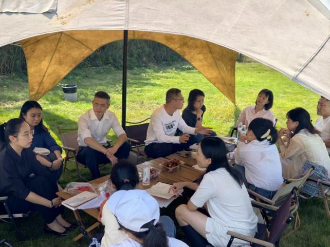 秋风润书香，守界护成长