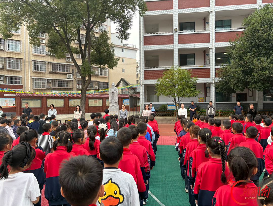 洪江市安江镇第一完全小学：拜师启智承文脉 尊师明礼育新人