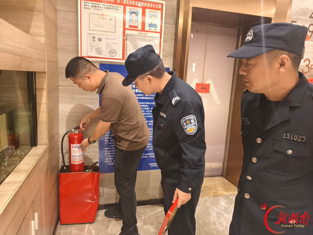 六亩塘街道开展娱乐场所安全专项大检查