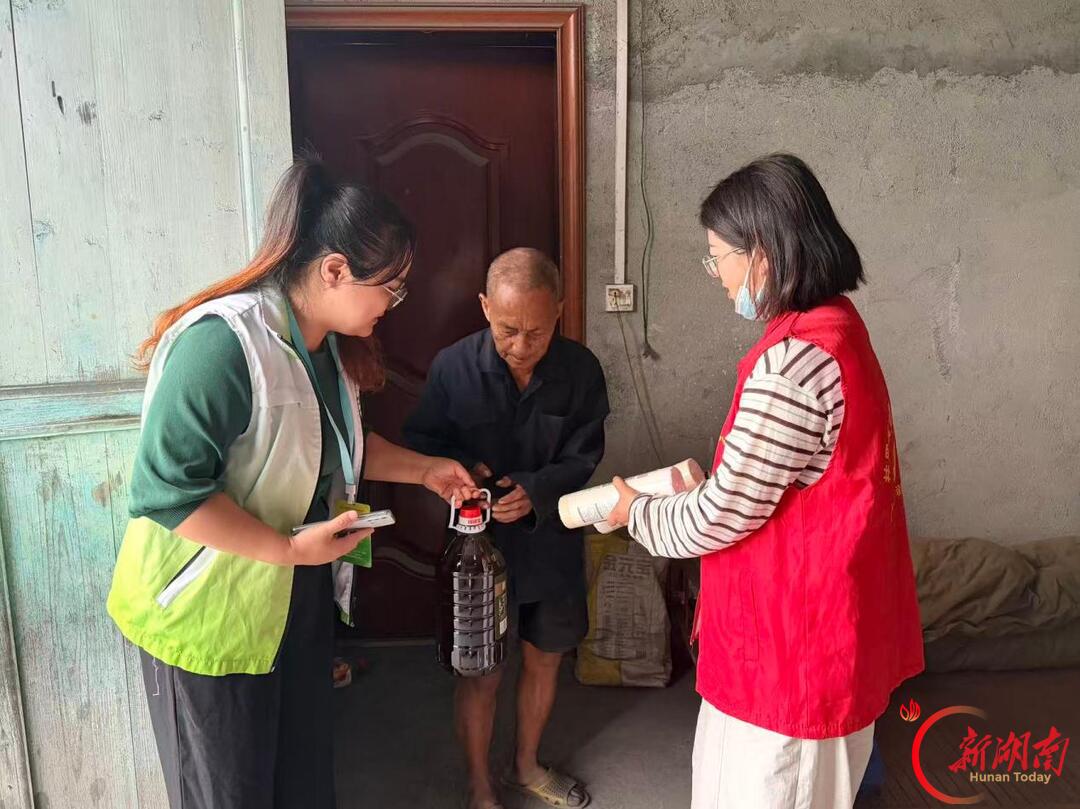 新晃完成第六次城乡老年人生活状况抽样调查