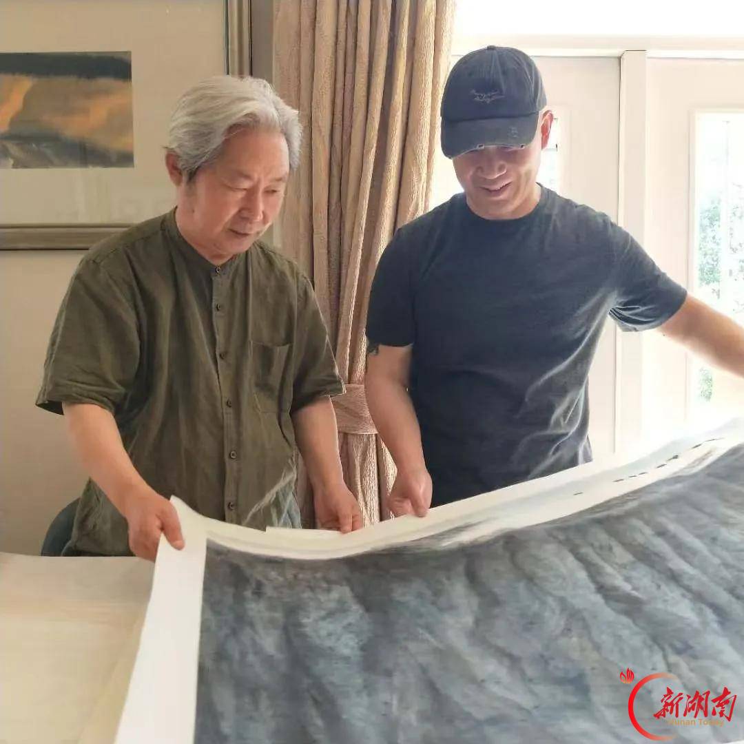 遨游于幻境与现实间，归返内心——评邱松岚的 “大荒行旅”系列创作