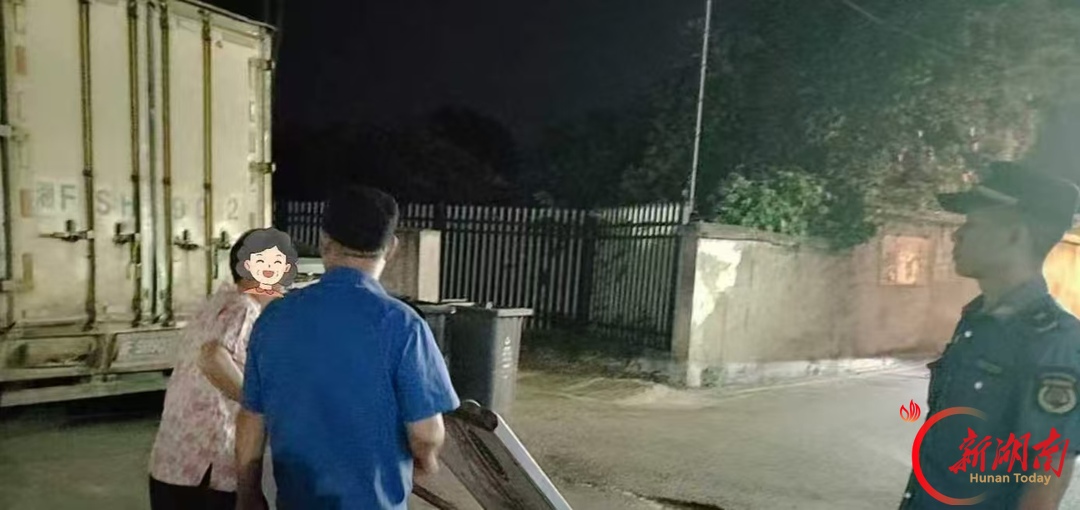 城管力量下沉社区，办好群众身边“微实事”