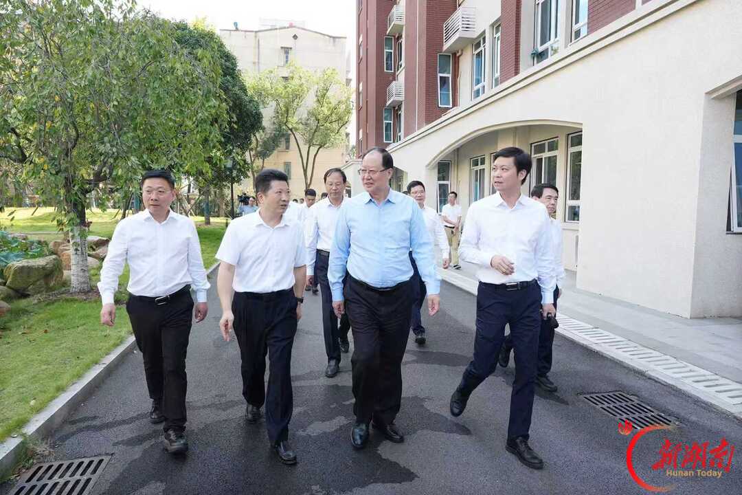 毛伟明在长沙调研重点民生实事进展情况