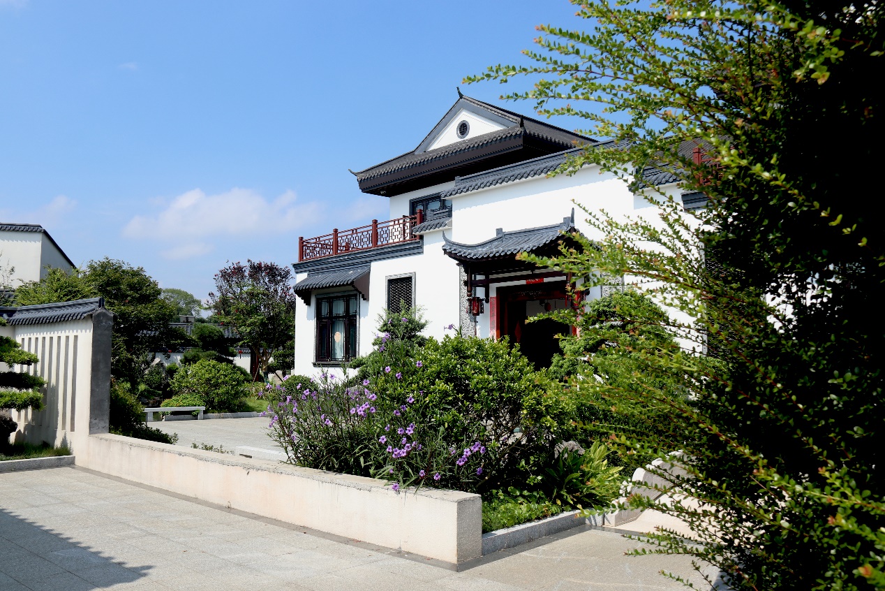 清塘村的两位能人——一位乡贤和一个记录者，所有的付出与善良都应被看见