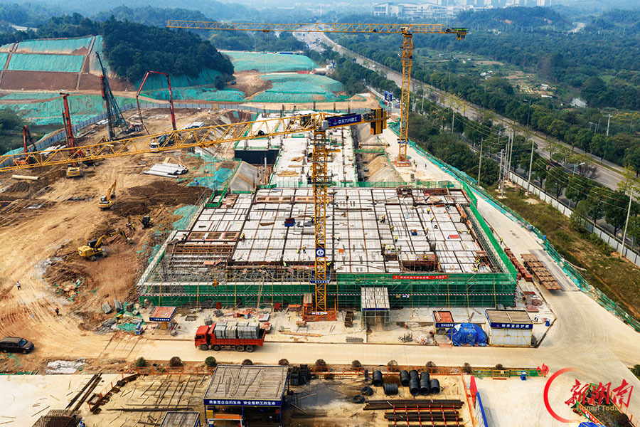 梅溪湖木棉中学加速建设