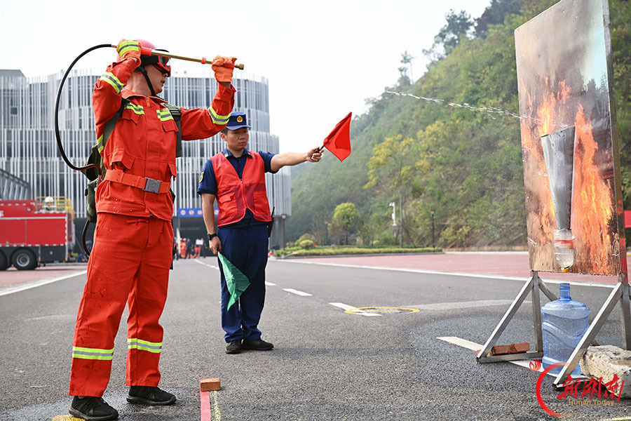 国际减灾日 实战拉练忙