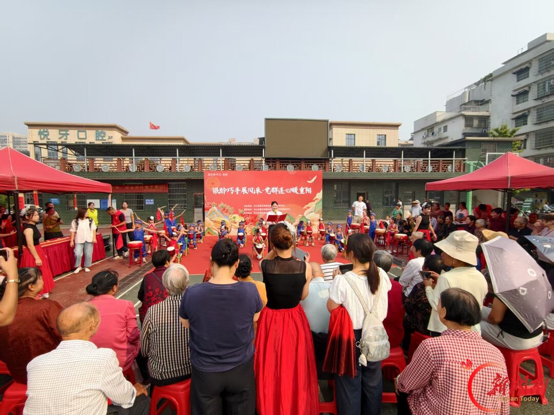 从金婚祝福到童心敬老,弘高社区重阳活动温情满满