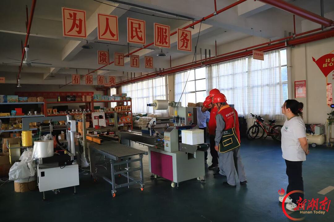 “电骡子”护航石门柑橘产销两旺