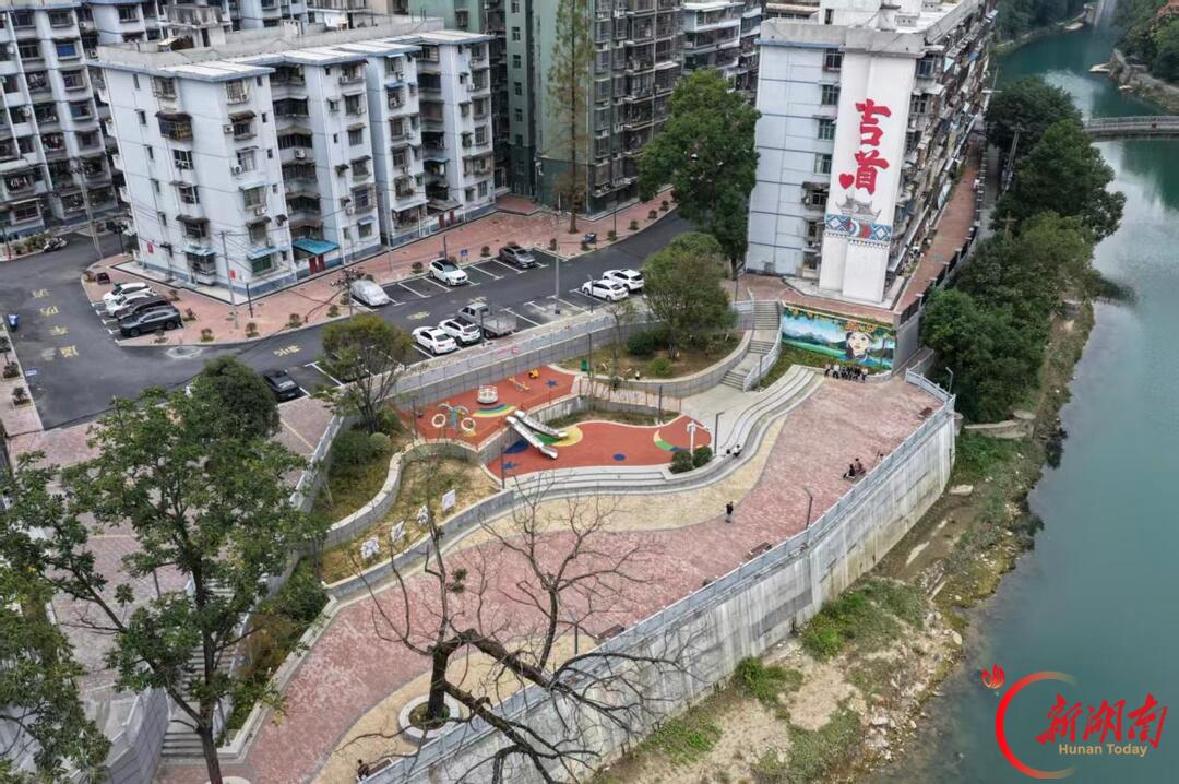 吉首推进微改造 零散闲置地块变身公共活动空间