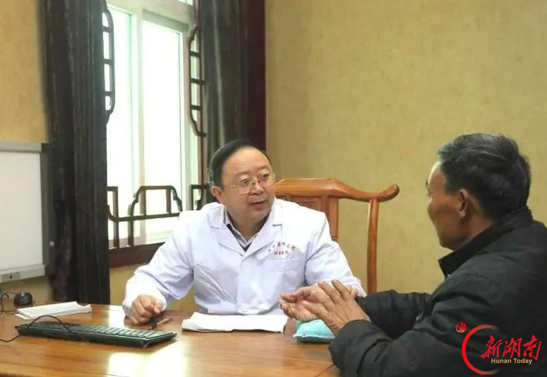 柏正平：悬壶仁心五十载 济世妙手泽天下｜潇湘银辉