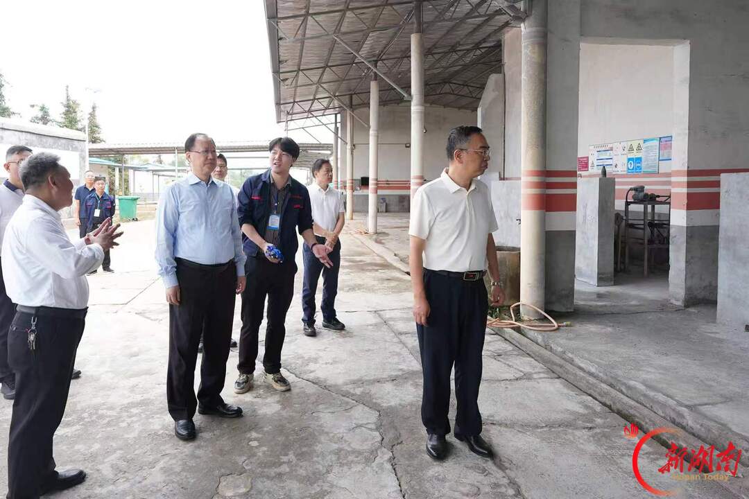 毛伟明暗访检查溶洞污染问题排查整治和安全生产工作