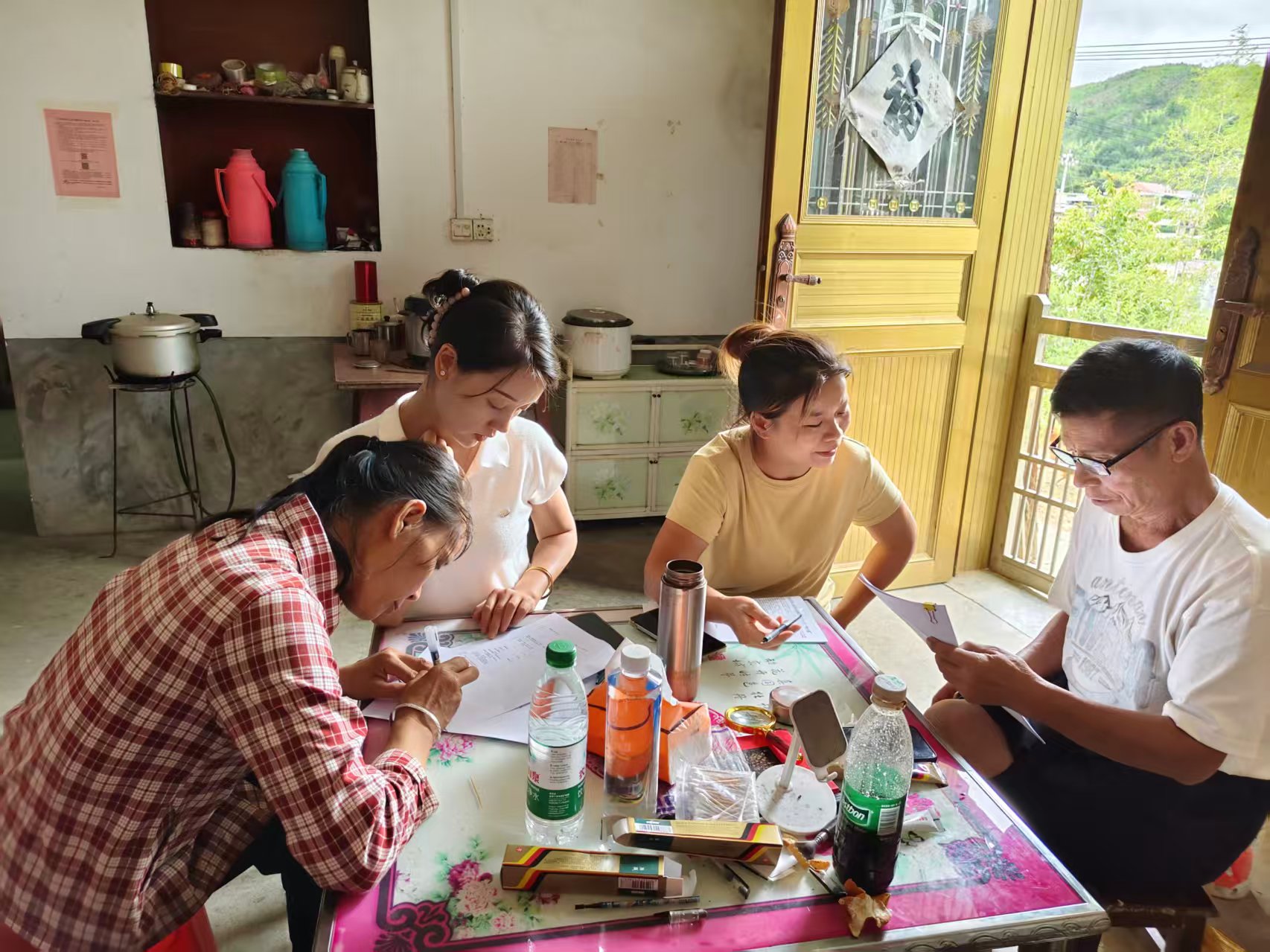 桂东县人大代表刘丹:为民服务没有终点