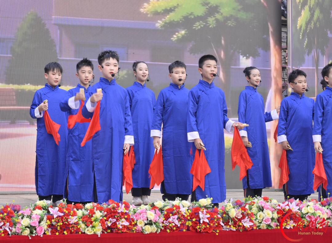 衡阳市石鼓区:家校社三维共育,把“健康第一”大思政课搬进社区
