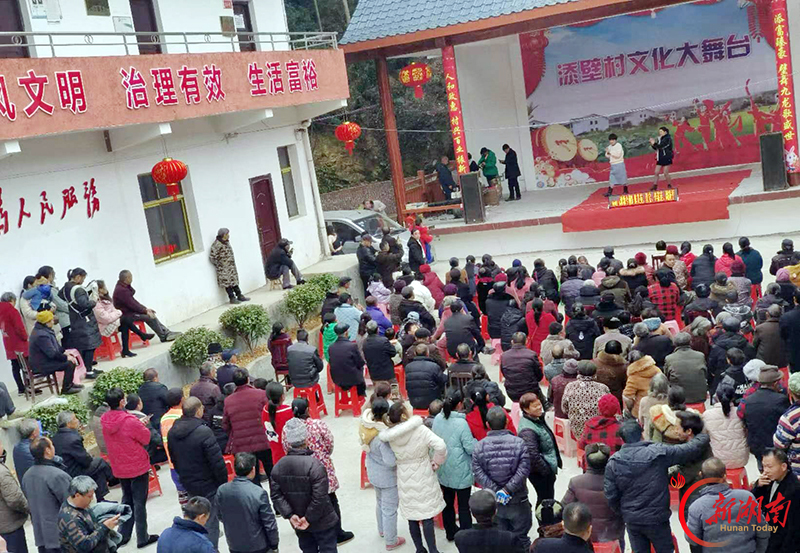 隆回县财政局：“屋”尽其用  闲置校舍变身组织阵地