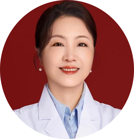 10月17日上午,国内权威眼科专家在长沙市第一医院义诊,部分基础检查项目可享公益减免