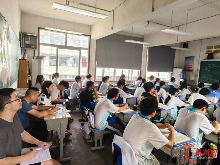南县方谷高中:精准视导把脉课堂 聚力深耕提质增效