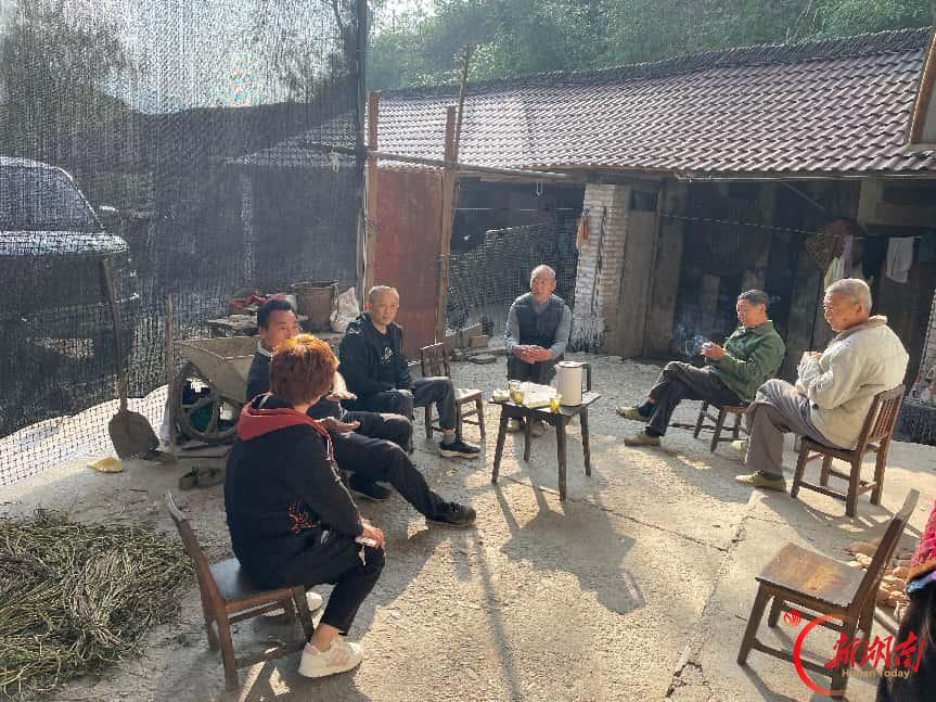 庙王山的“水涨虾跃”——沅陵县国库集中支付核算中心驻村工作队的故事