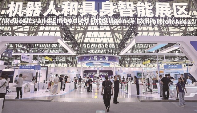 从能用到好用，养老机器人还要迈几道坎