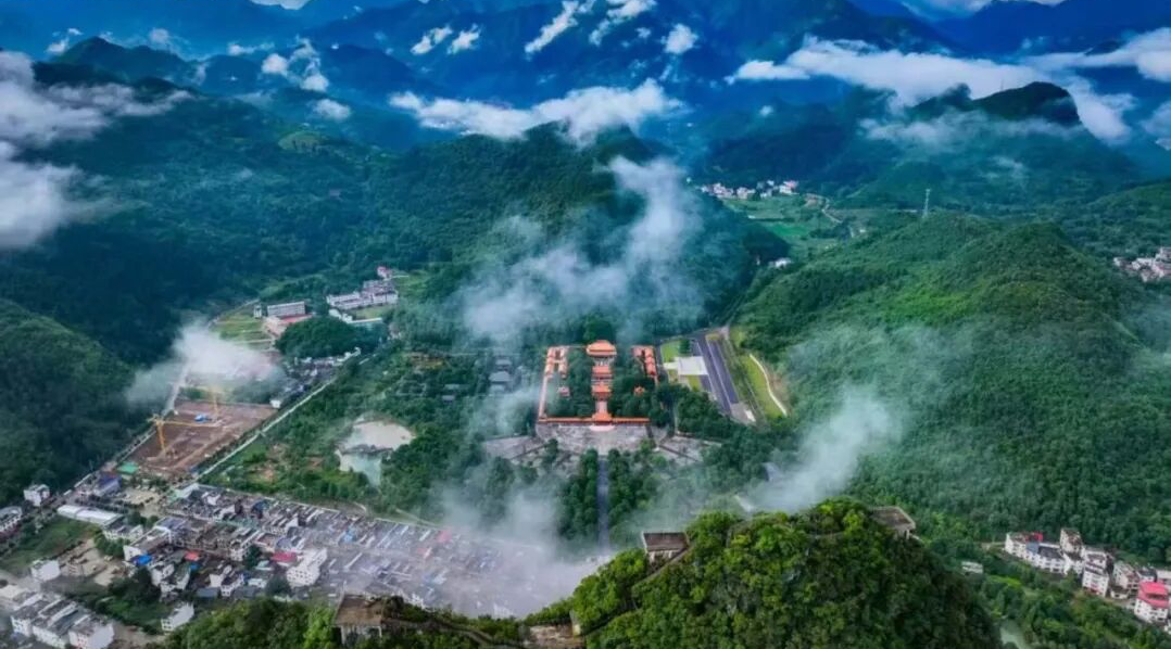 九嶷圣地 争创5A(267)丨重阳带长辈去九嶷山,登高纳福两不误