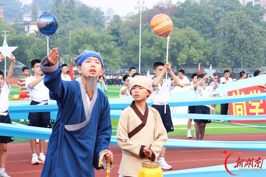 德国学生参加株洲市外国语学校体育节