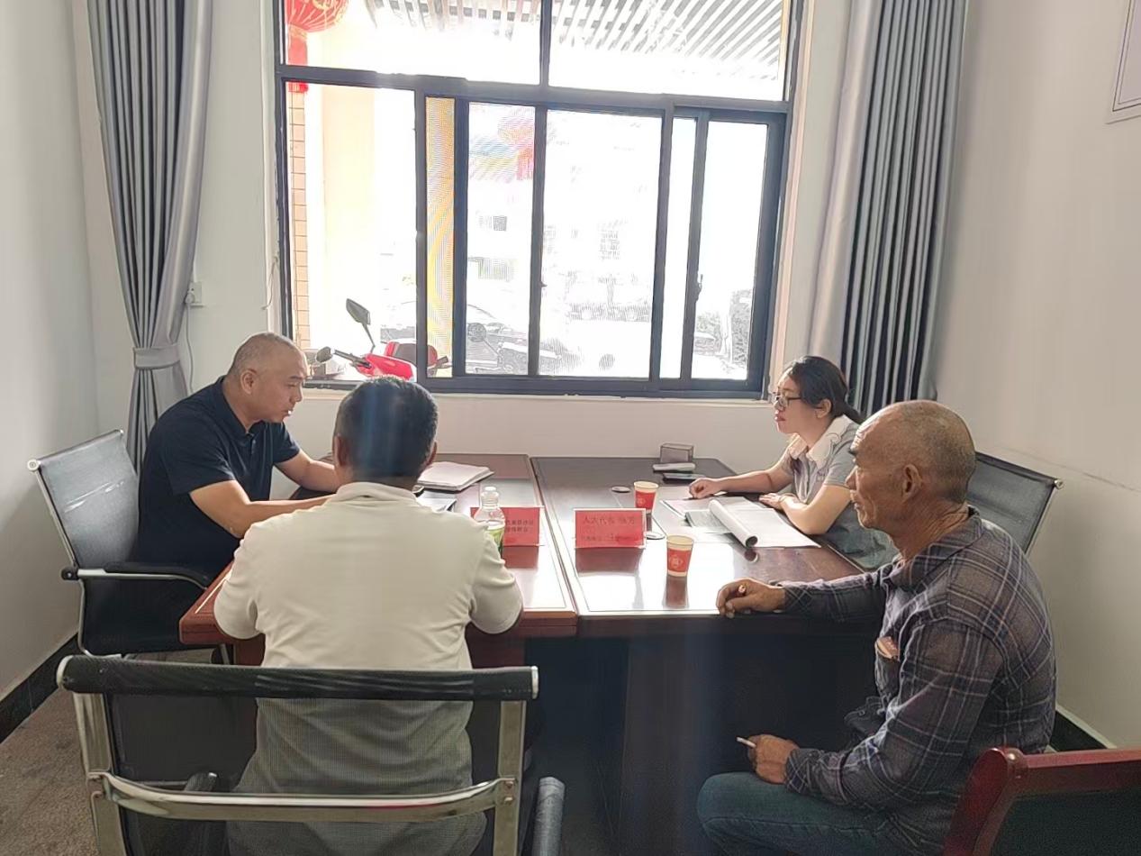 洞口县岩山镇:激活综治中心主阵地 代表委员接访解民忧
