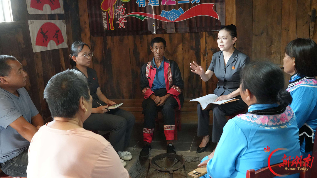 脚步向下 司法向暖——沅陵二酉法庭“法官进村（社区）解民忧”工作纪实