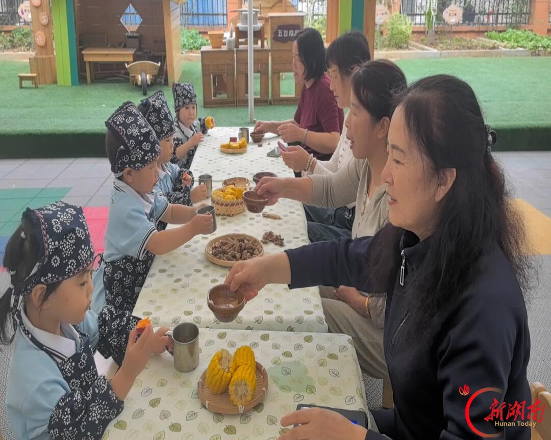 澧县锦绣芙蓉幼儿园开展亲子食育活动