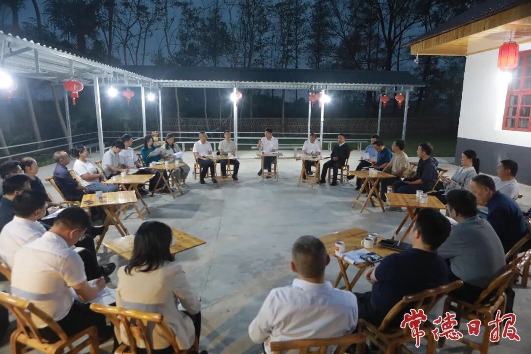 罗毅君在桃源县宣讲市第九次党代会精神并调研