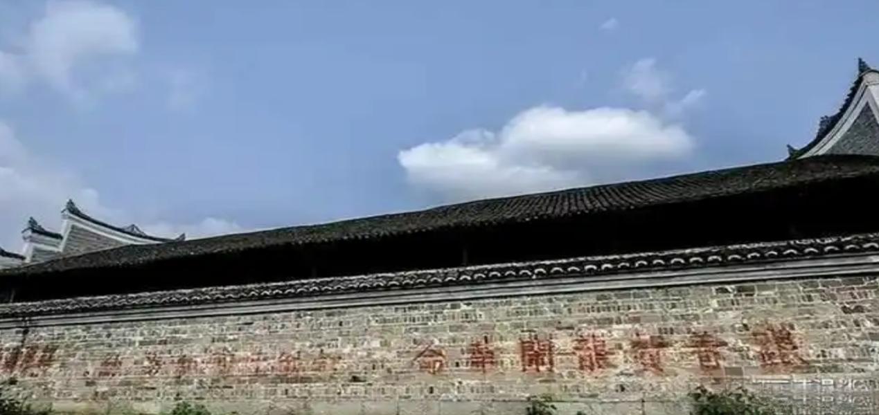 洞口县平溪江畔：藏着湘西南最美的风景和最动人的故事