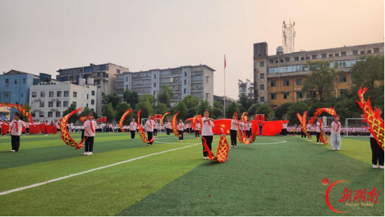 益阳市石码头小学:燃动金秋逐梦赛场 普特融合润泽童心