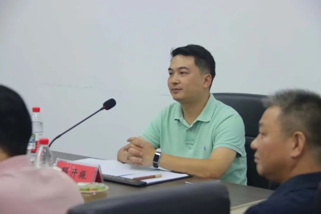 从“新”出发,实业赋能山水名城 ——访张家界齐汇新材料有限公司副总经理邓开振