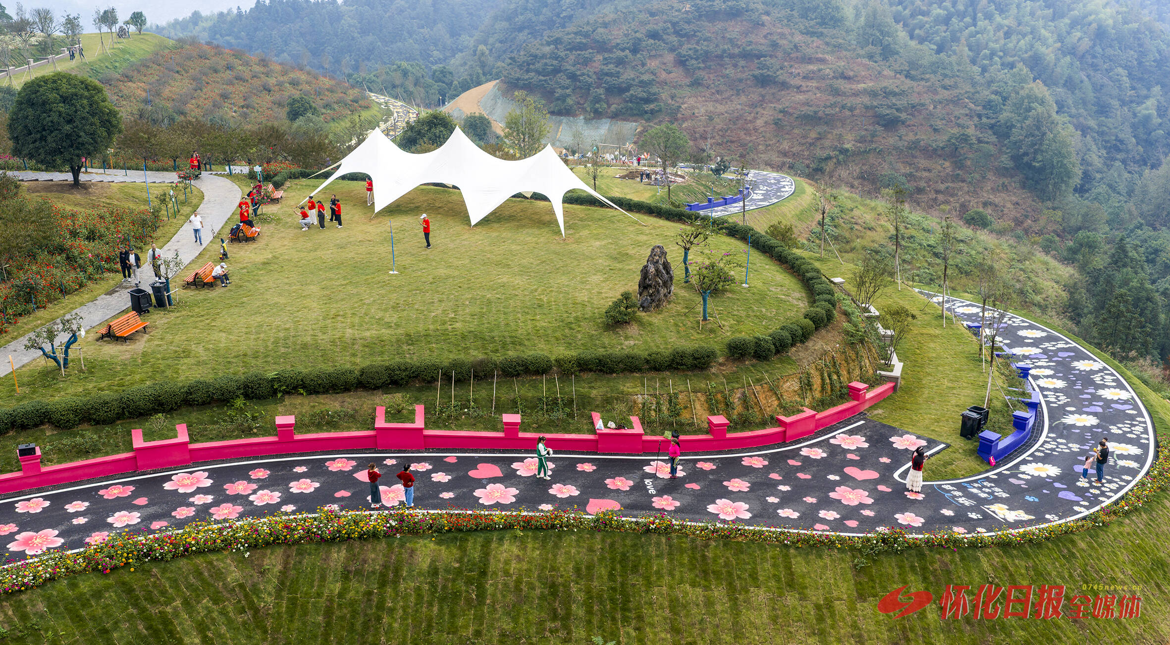 图片新闻 | 洪江区嵩云山游步道成热门打卡地