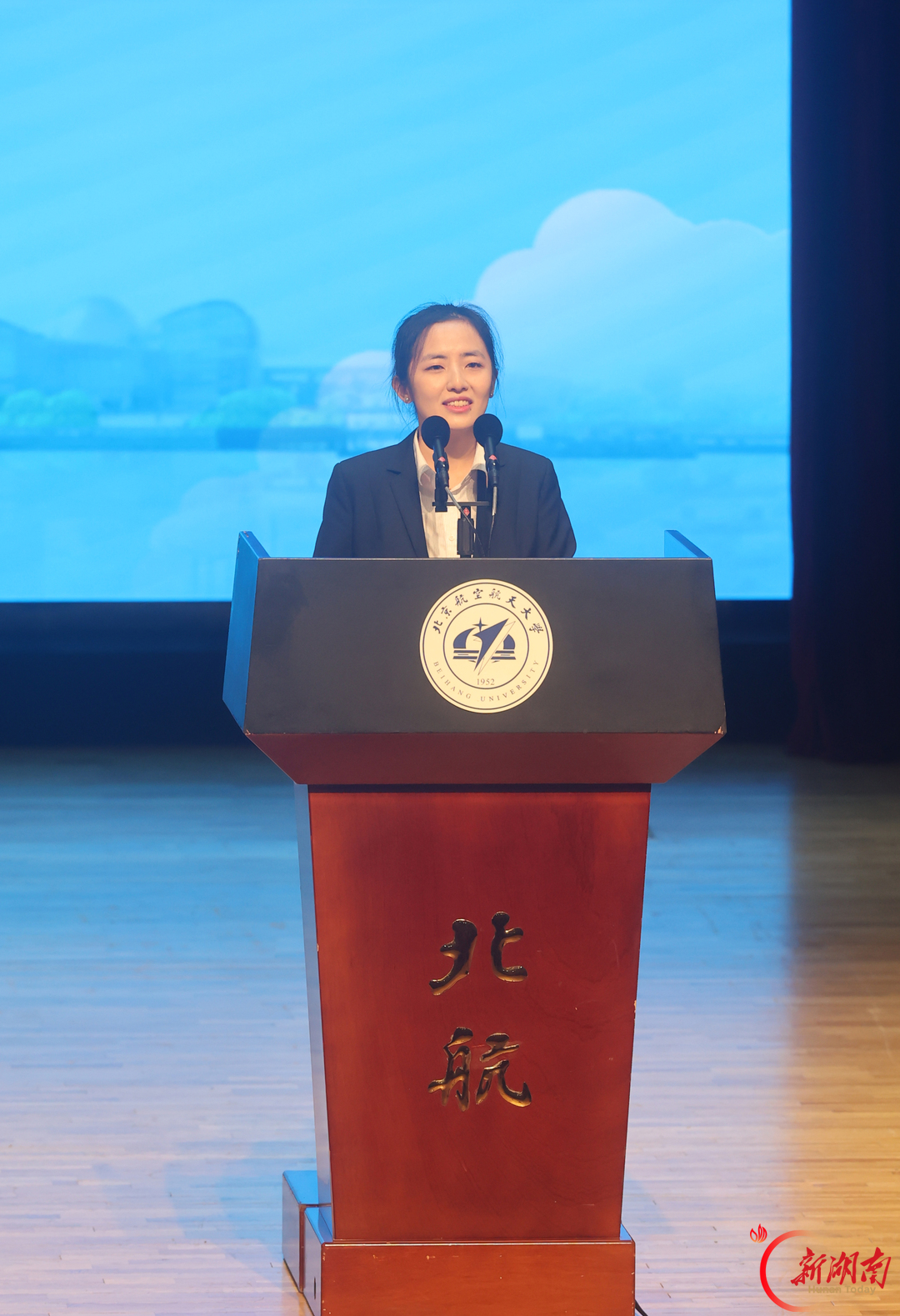 中车株洲所研发工程师张美龄:湖南有看得见的舞台,有热气腾腾的烟火,也有让年轻人成长的空间