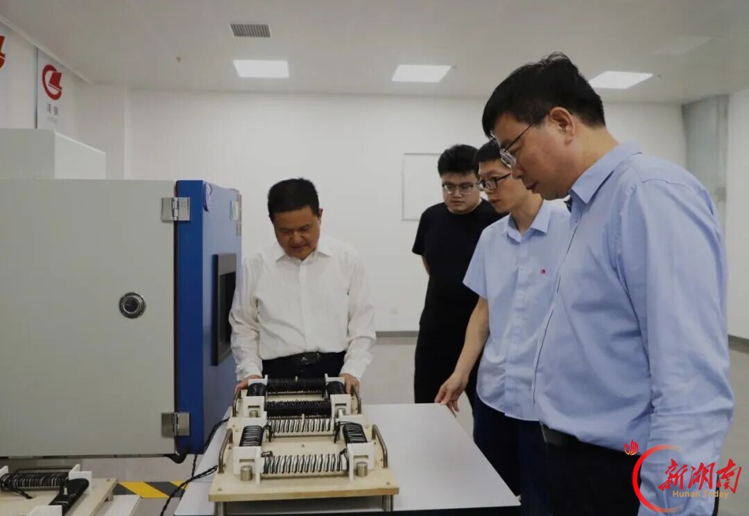 娄底市监局赴涟钢调研钛产业标准化与质量体系建设