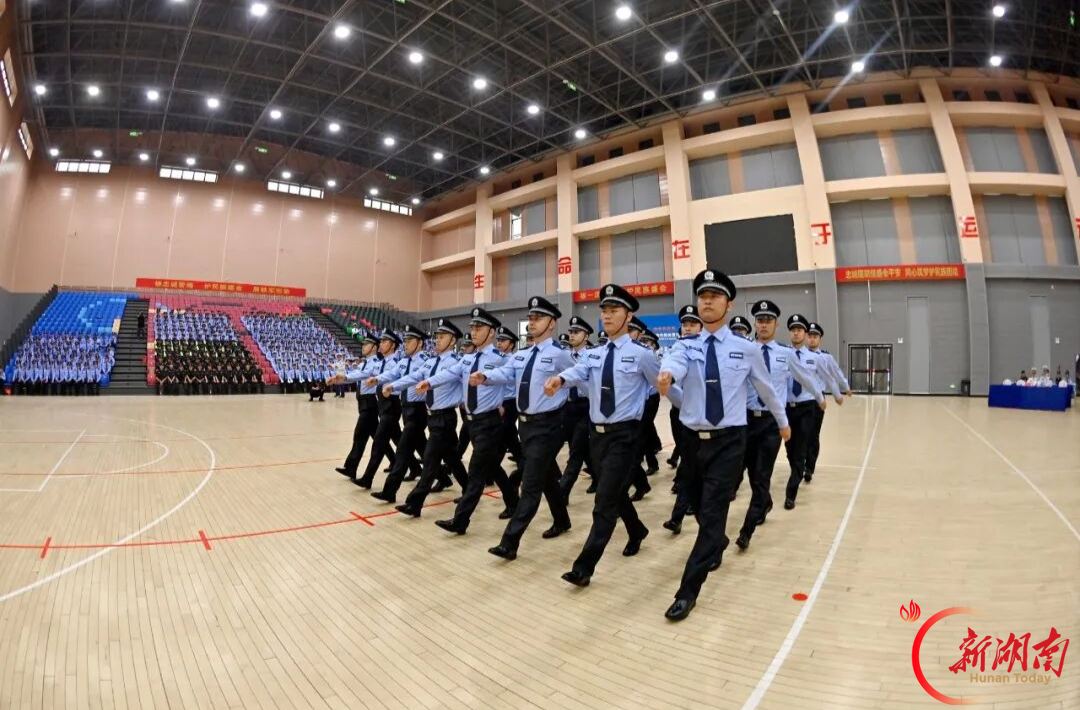 张家界公安举行第十一届全省民族运动会安保动员大会暨队列会操