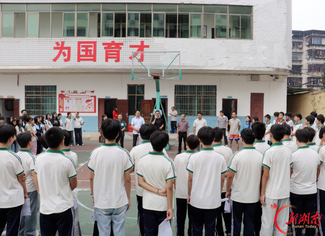 筑牢健康防线！衡阳湘南博远职业学校开展学生健康体检暨心肺复苏急救演练