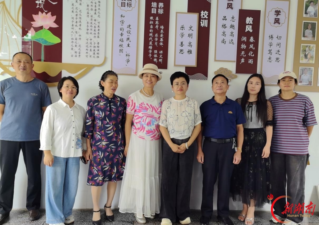 情暖重阳·师恩难忘——莲塘·谭家塅小学开展退休教师返校联谊活动