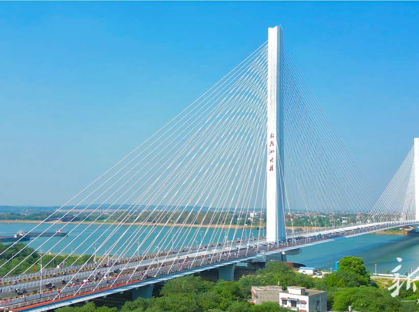 深入贯彻落实市第十四次党代会精神·“一把手”访谈丨湘潭市交通运输局党委书记、局长黄建文：化“交通区位优势”为“枢纽经济优势”