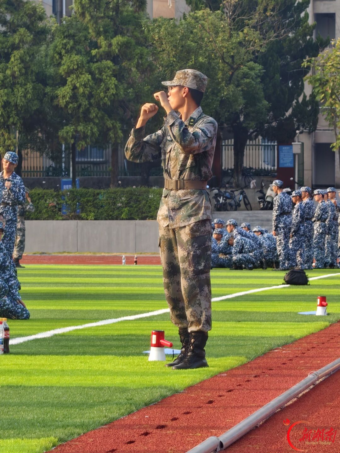 青春正步走丨砺兵育新 青春担当