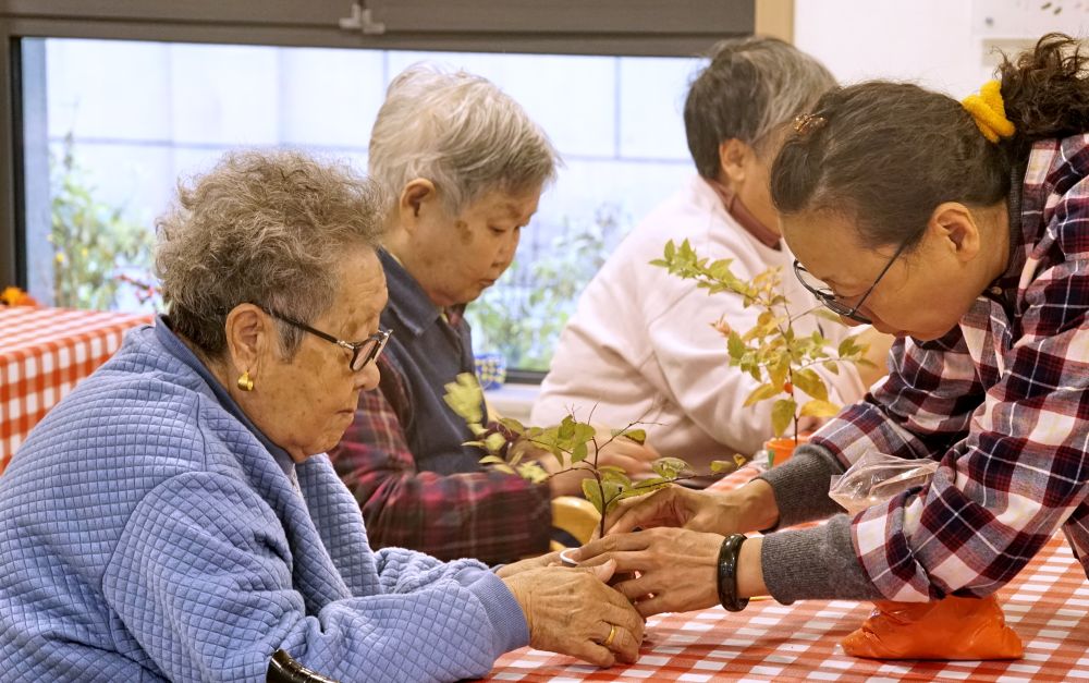 来看老年人的“潮”生活